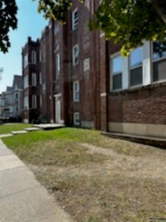 400 Church St unit 3, Poughkeepsie, NY 12601 - photo 1