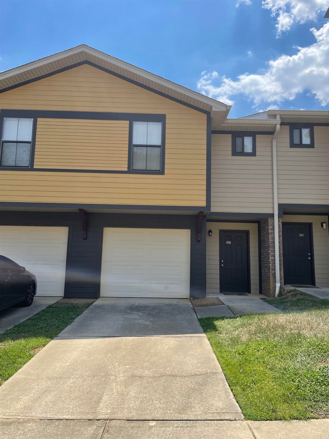 2309 Timber Oaks Ln, Tallahassee, FL 32304 - photo 1