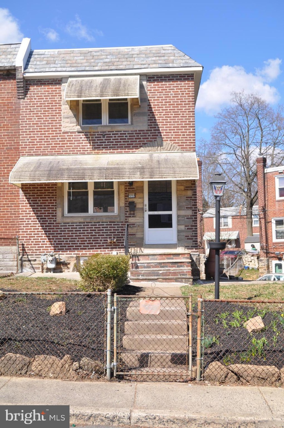 39 Branford Rd, Darby, PA 19023 - photo 1