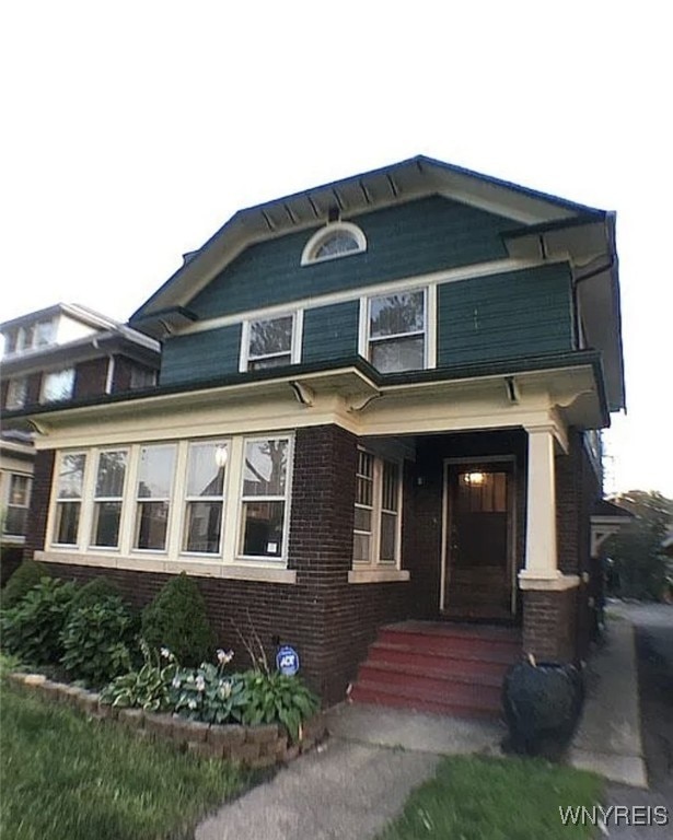 641 Orchard Pkwy, Niagara Falls, NY 14301 - photo 1