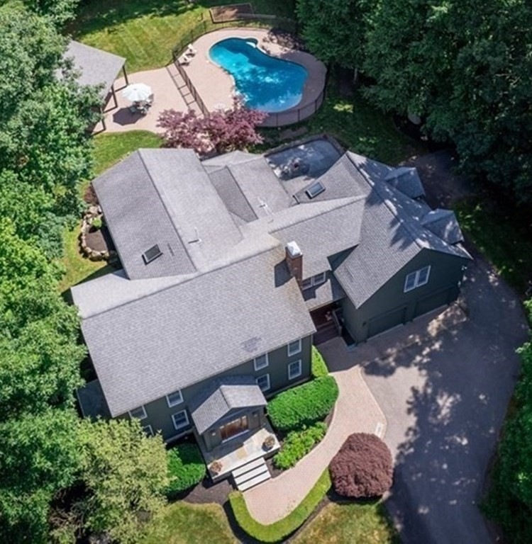 Sold $1,200,000 • Co-Listing Agent