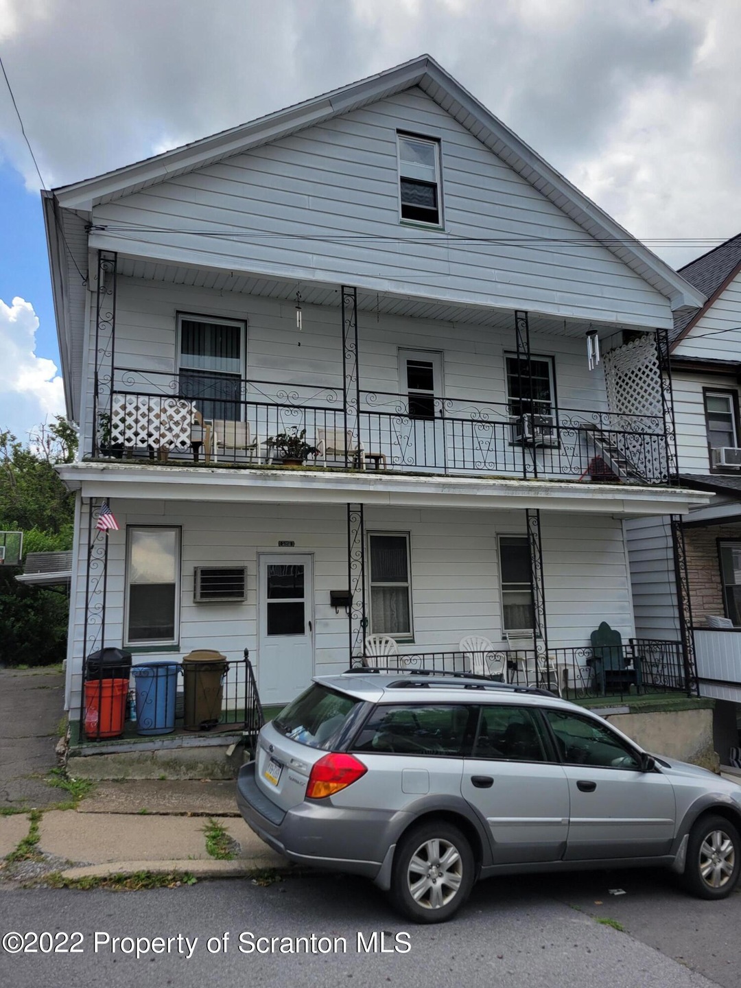 408 Mortimer St, Dunmore, PA 18512 - photo 1