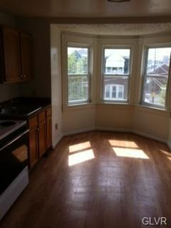 25 S 11th St unit Eff, Allentown, PA 18102 - photo 1