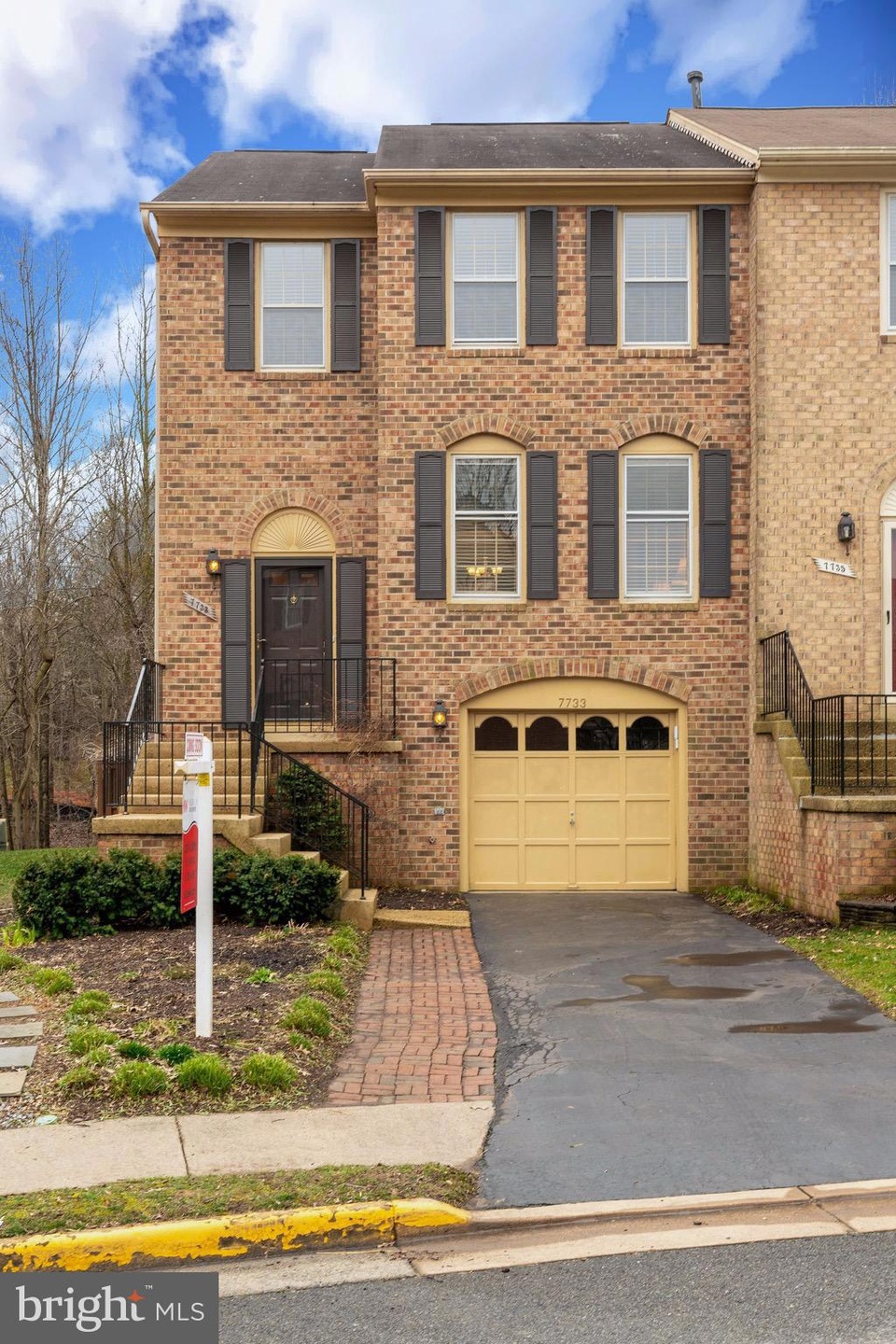 7733 Jewelweed Ct, Springfield, VA 22152 - photo 1