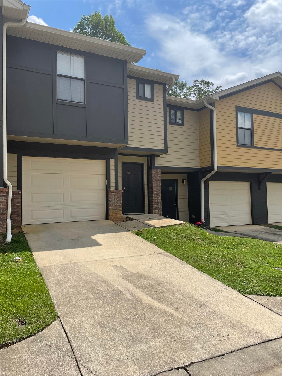 2302 Timber Oaks Ln, Tallahassee, FL 32304 - photo 1