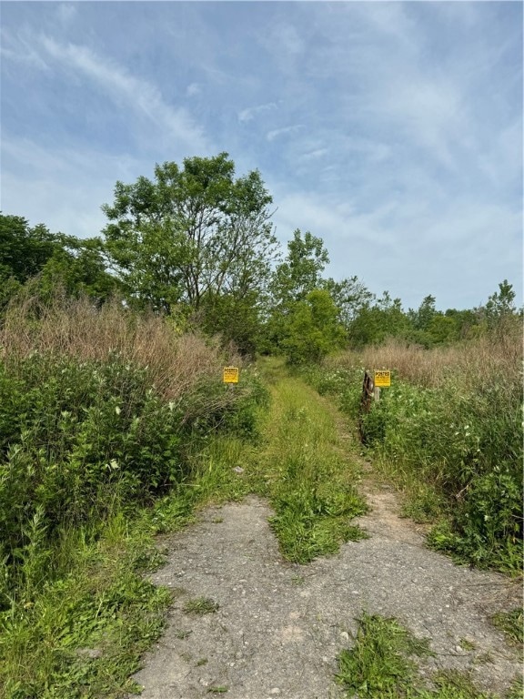 Lake Rd Entrance