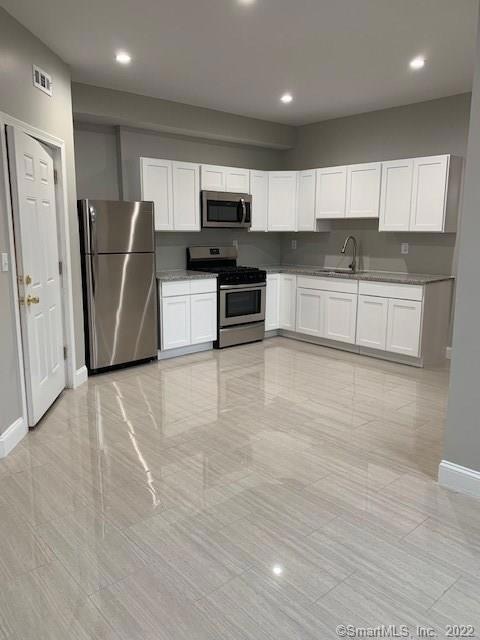 336 Saint John St unit 1R, New Haven, CT 06511 - photo 1