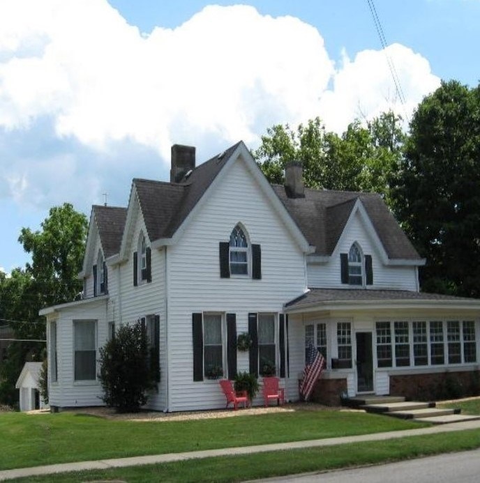 408 E Main St, Loogootee, IN 47553 - photo 1