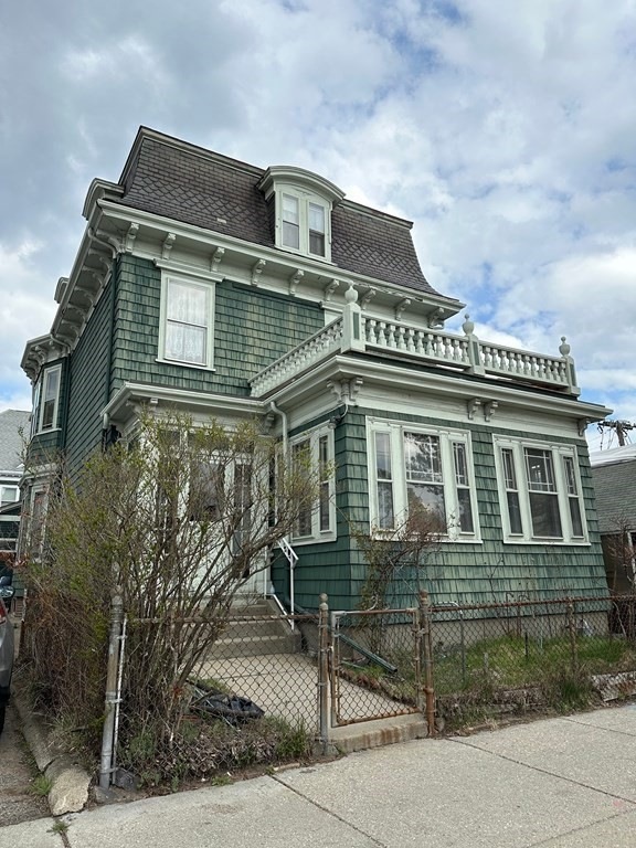 2301 Massachusetts Ave unit 2, Cambridge, MA 02140 - photo 1