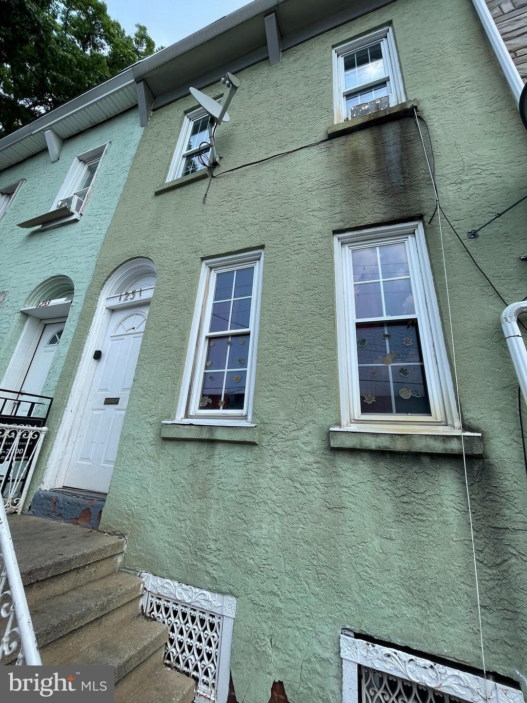 1231 Moss St, Reading, PA 19604 - photo 1