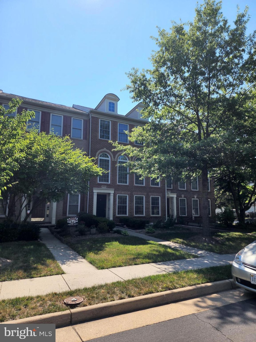 25819 Mews Terrace, Chantilly, VA 20152 - photo 1