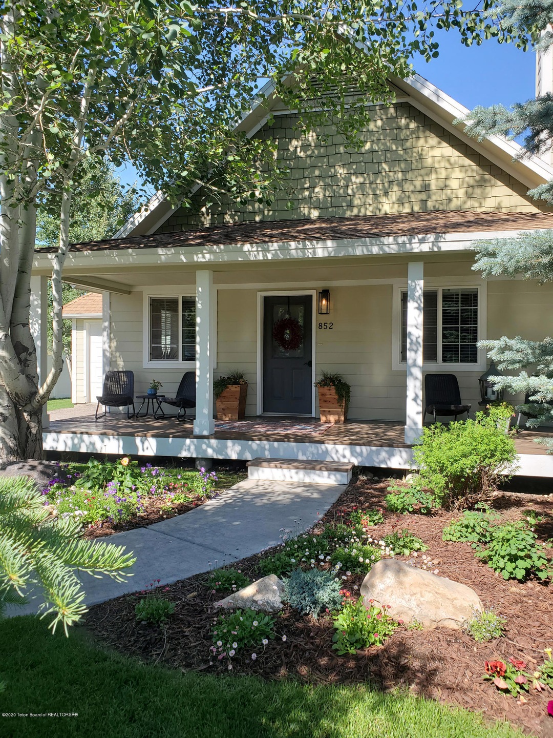 852 Streamside St, Driggs, ID 83422 - photo 1