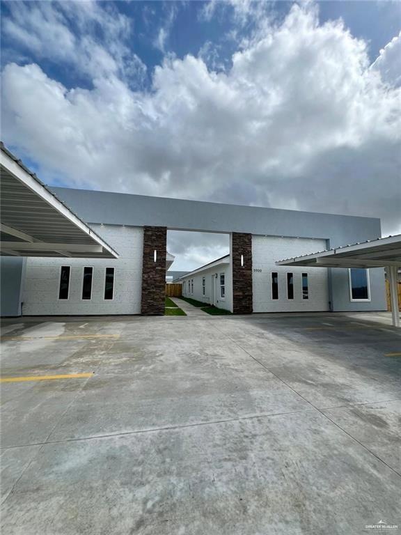 5900 Notre Dame Ave unit 4, McAllen, TX 78504 - photo 1