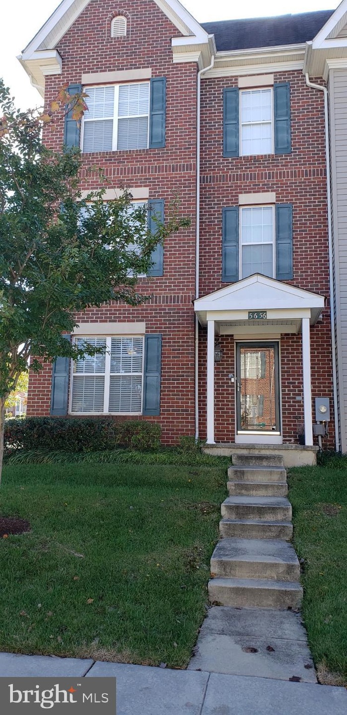 5656 A St SE, Washington, DC 20019 - photo 1