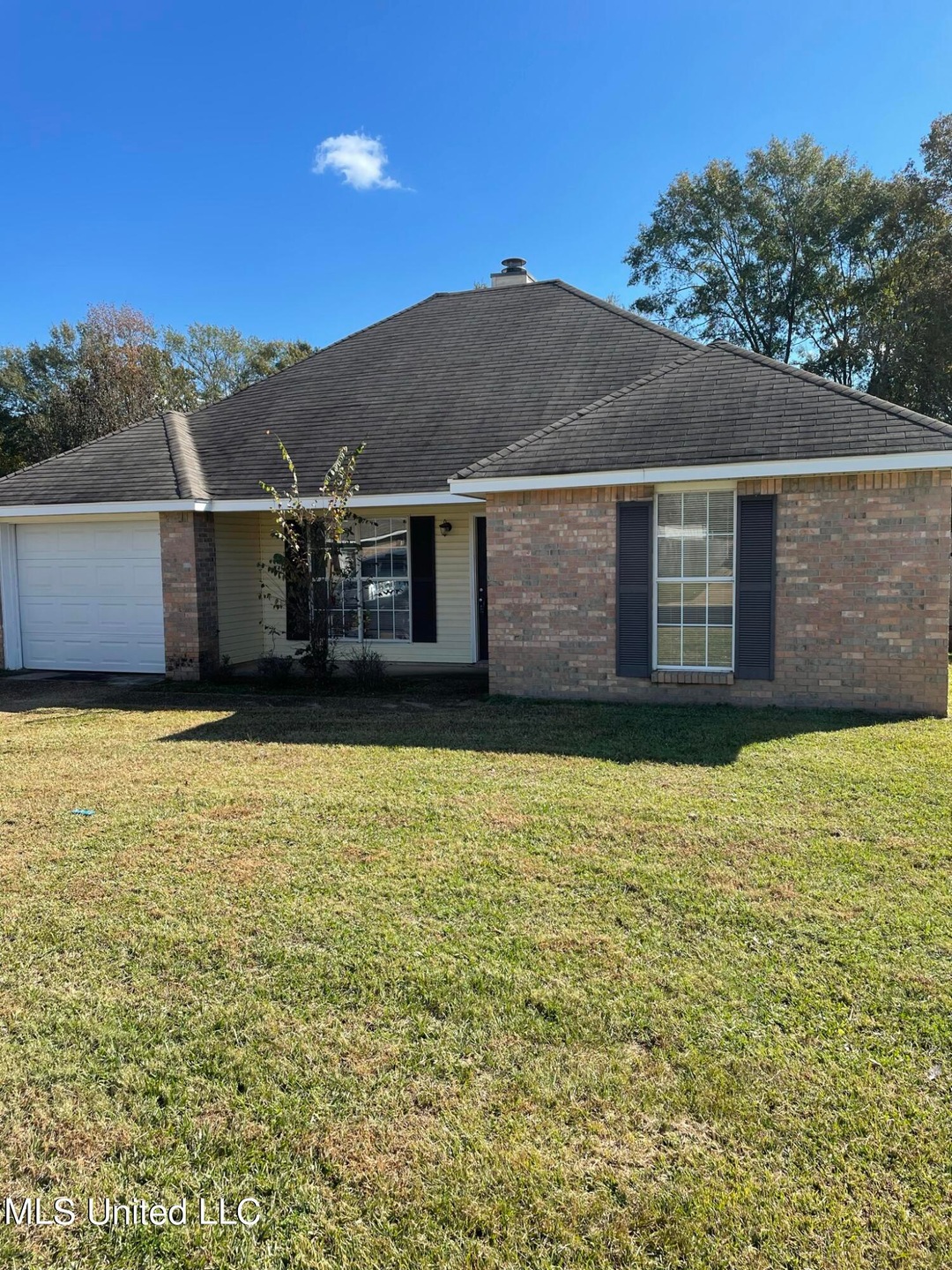 2171 Meagan Dr, Byram, MS 39272 - photo 1