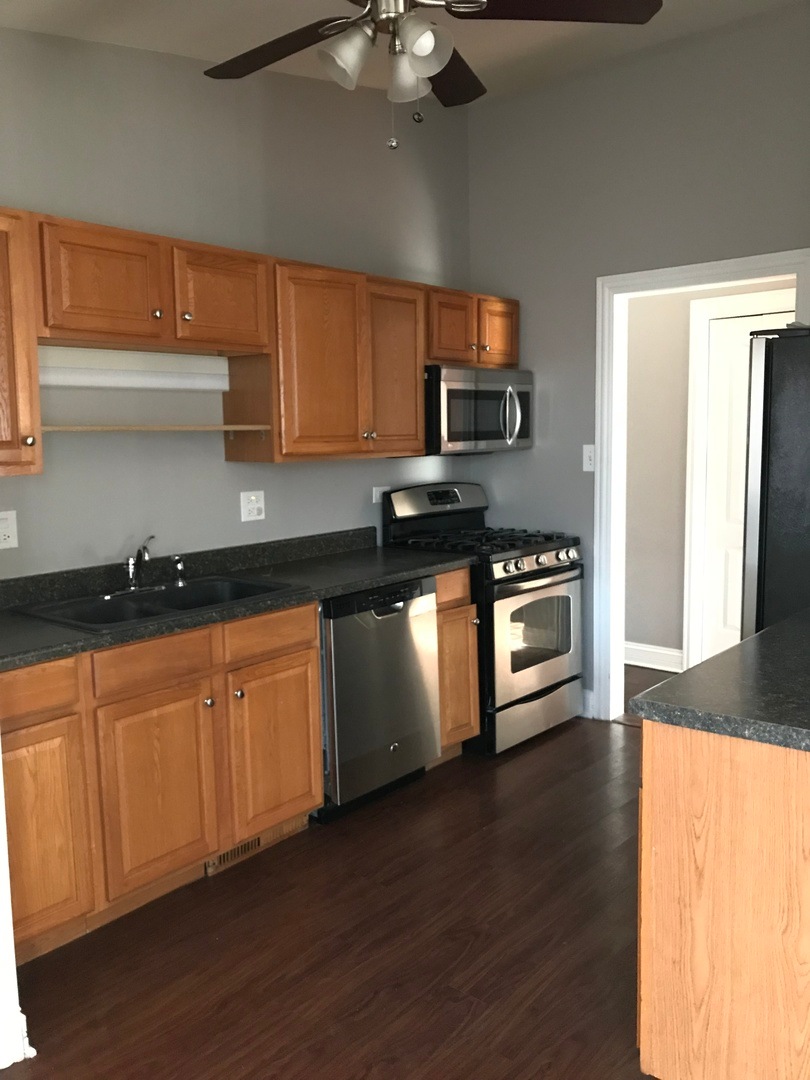 2115 Grouse Ln, Rolling Meadows, IL 60008 - photo 1