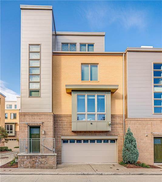 1843 Merriman Way unit 32D2, Pittsburgh, PA 15203 - photo 1