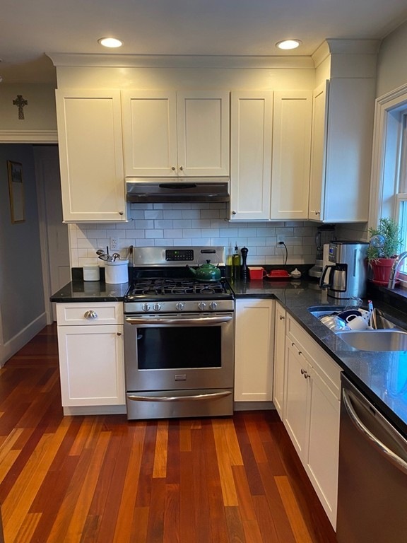 181 Train St unit 2, Boston, MA 02122 - photo 1