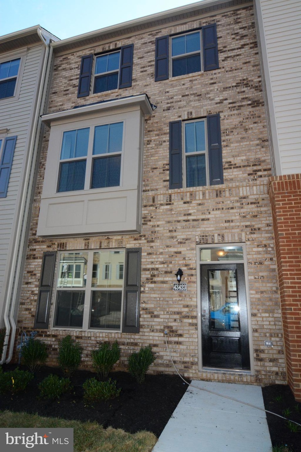 43423 Robey Square, Ashburn, VA 20148 - photo 1