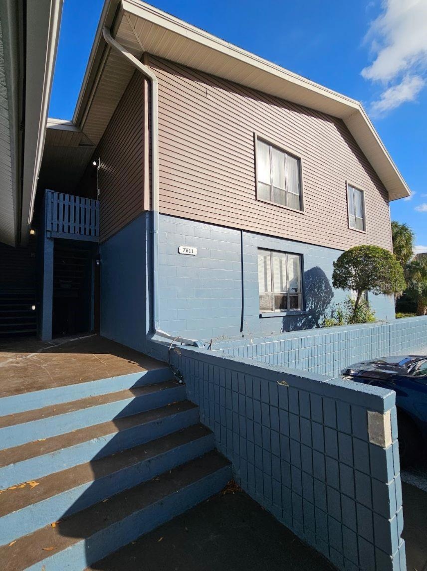 7611 Paula Dr unit 3, Tampa, FL 33615 - photo 1