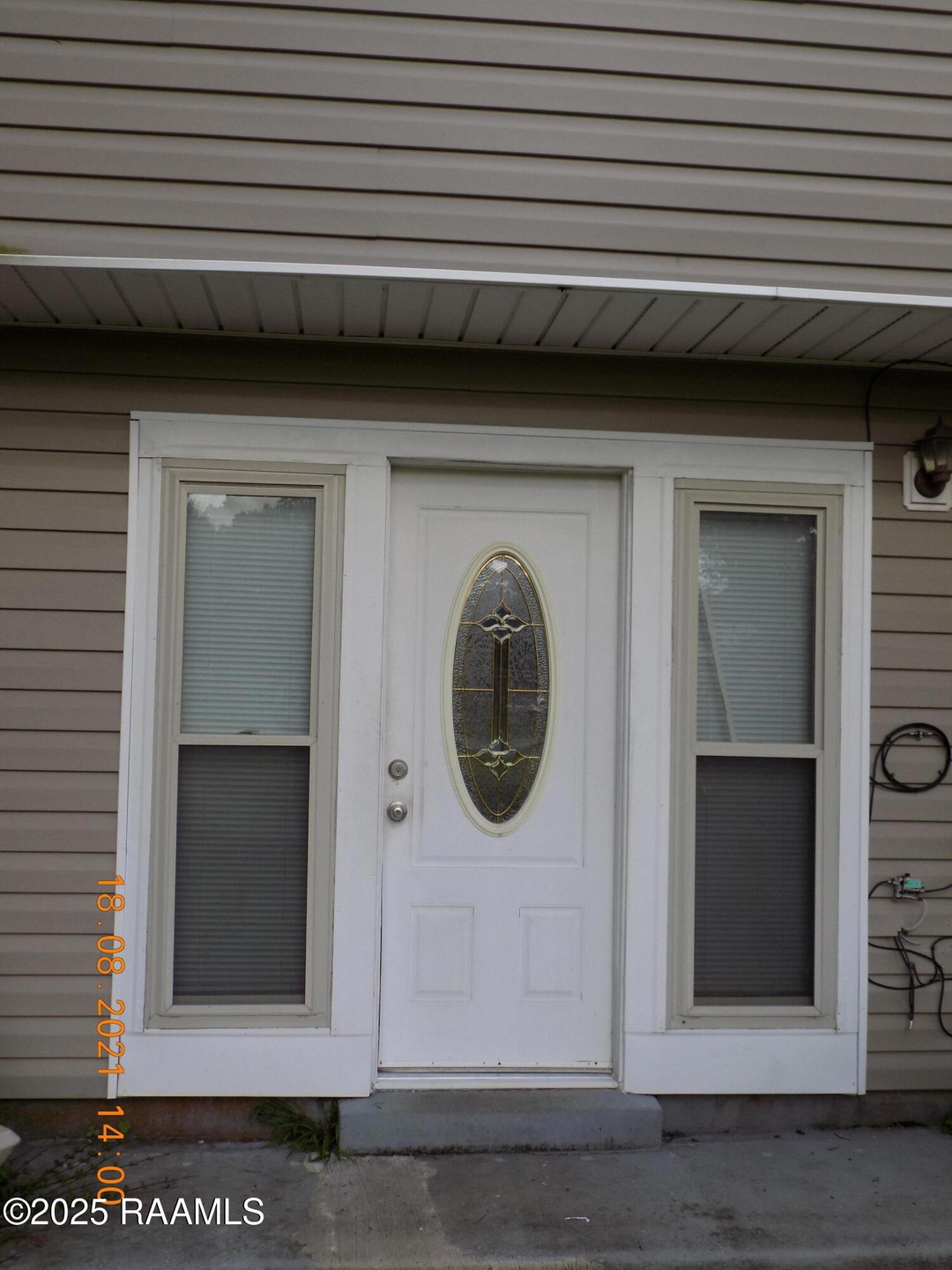 For Rent $1,300/month