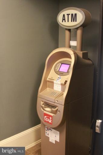 The Grove At Arlington unit 209, Arlington, VA 22206 - photo 1