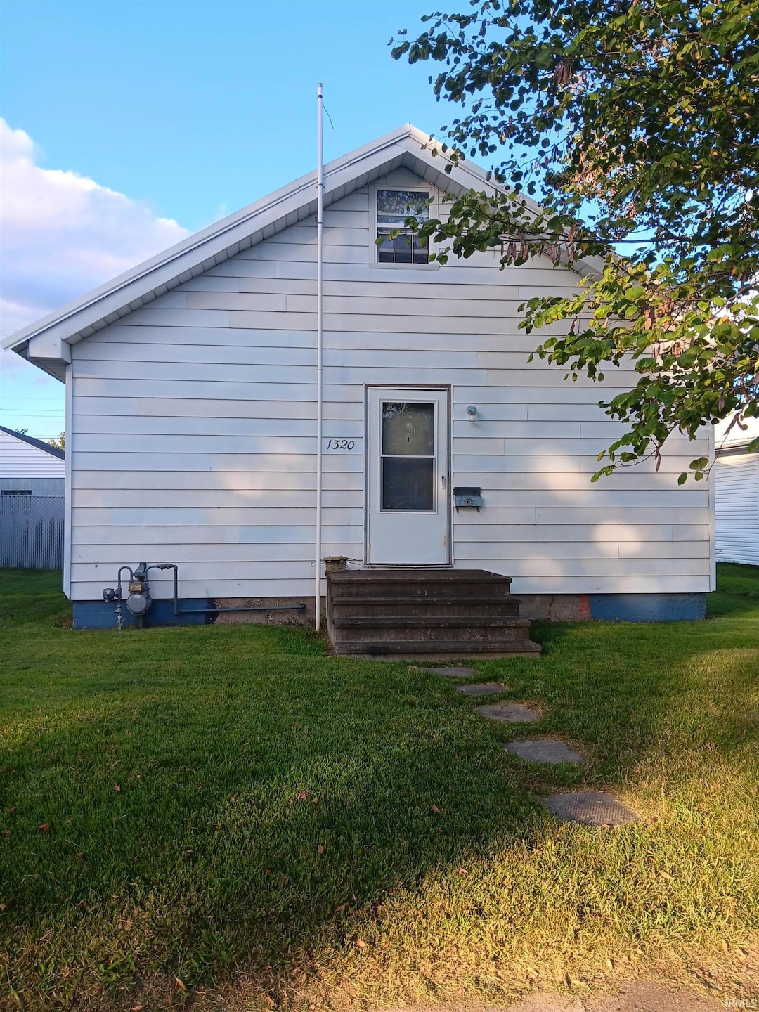 1320 Perry St, Vincennes, IN 47591 - photo 1