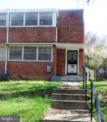 515 42nd St NE, Washington, DC 20019 - photo 1