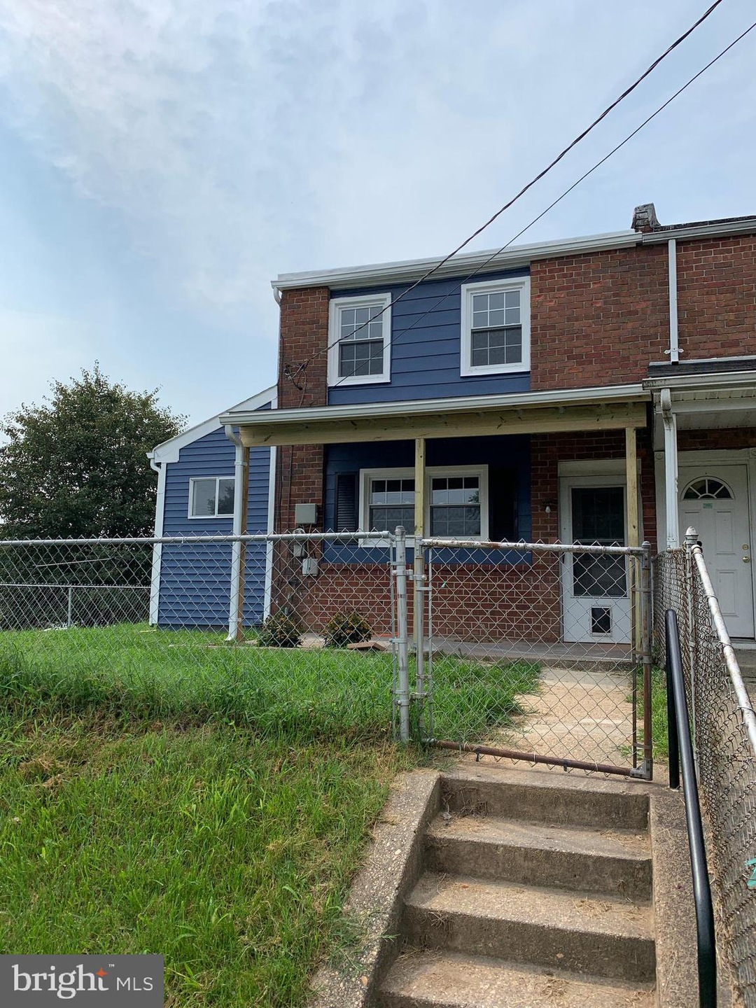 821 Seckel Ct, Halethorpe, MD 21227 - photo 1