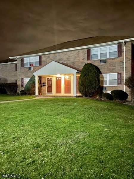 183 N Maple Ave, Park Ridge, NJ 07656 - photo 1