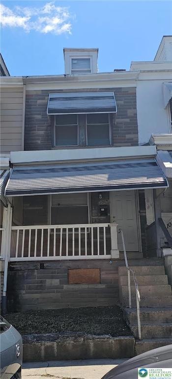 1019 Birch St, Reading, PA 19604 - photo 1