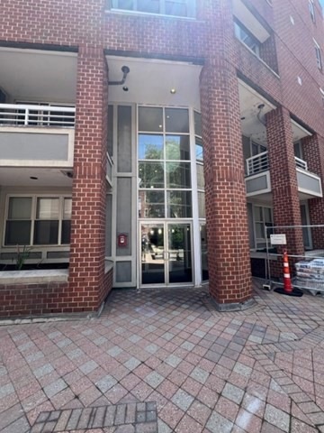 2 Chestnut St unit PH51, Cambridge, MA 02139 - photo 1