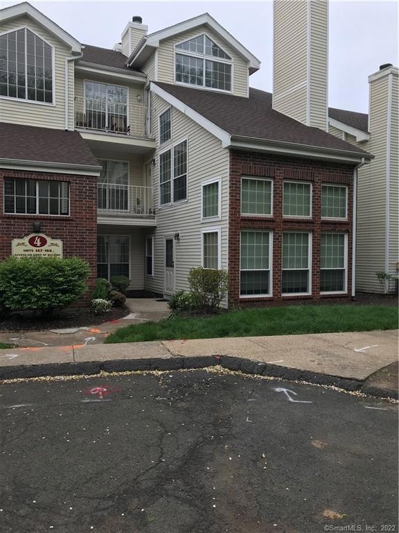148 Carriage Crossing Ln unit 148, Middletown, CT 06457 - photo 1