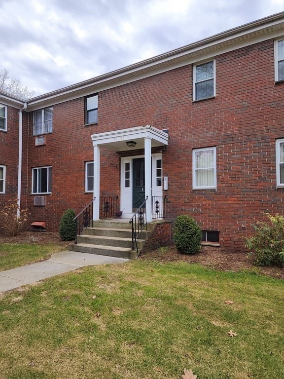 77 Regency Park Dr unit 77, Agawam, MA 01001 - photo 1