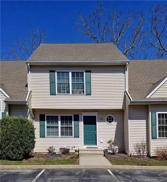 125 Briar Ln unit 125, Norwich, CT 06360 - photo 1