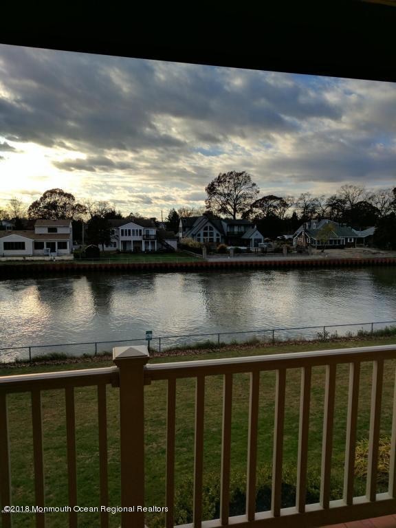 20161229182359275938000000-o