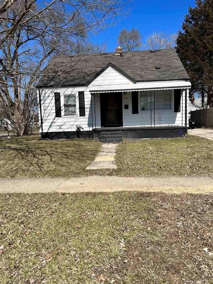 752 Waldman Ave, Flint, MI 48507 - photo 1