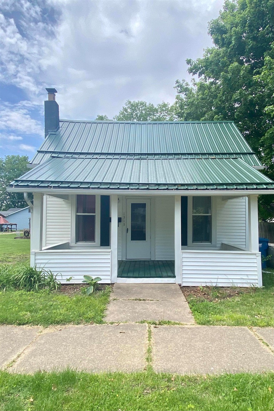 1313 5th St, Covington, IN 47932 - photo 1