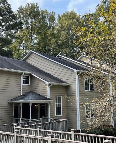 Welcome Home to this beautifully appointed 2BR/2BA