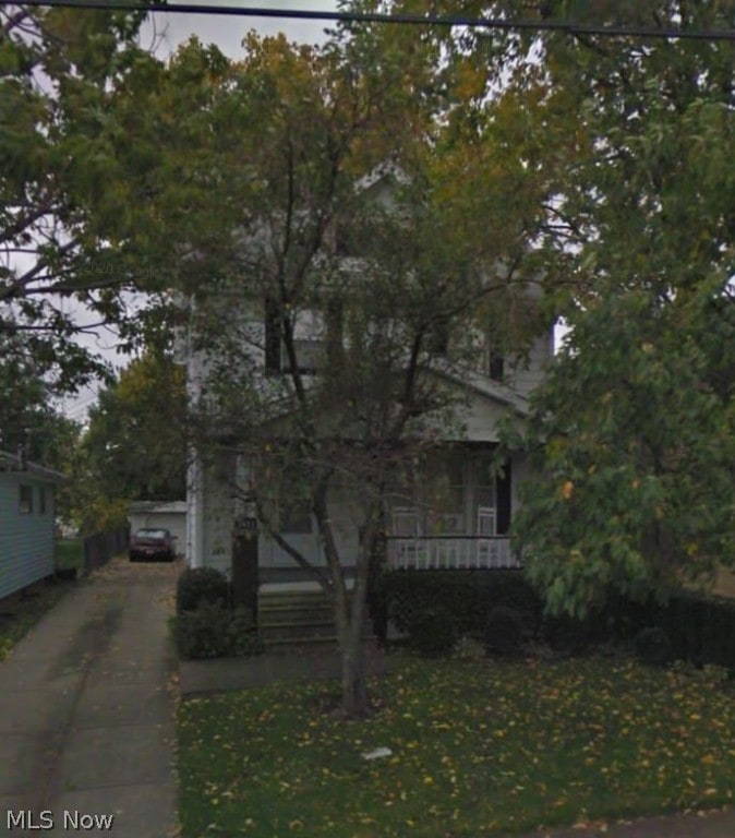 View of obstructed view of property