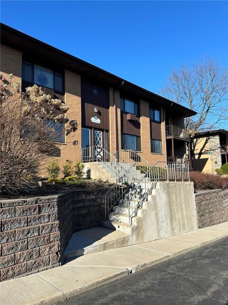 7 E Lawrence Park Dr unit 11, Piermont, NY 10968 - photo 1