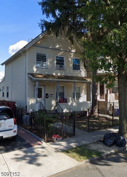 827 Parker St, Newark, NJ 07104 - photo 1