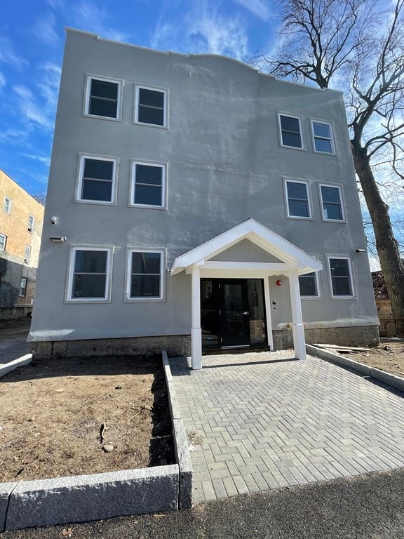 43 Grand St unit 1L, Worcester, MA 01610 - photo 1