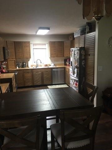 3504 Ashwood Dr, Columbus, IN 47203 - photo 1