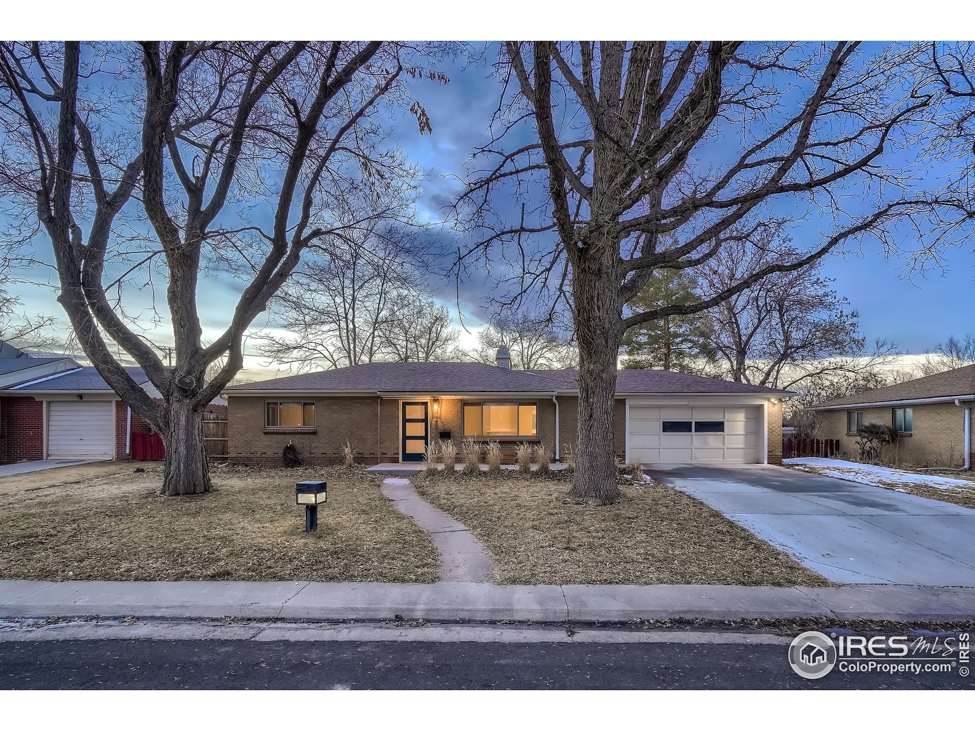 2231 Lansing St, Aurora, CO 80010 - photo 1