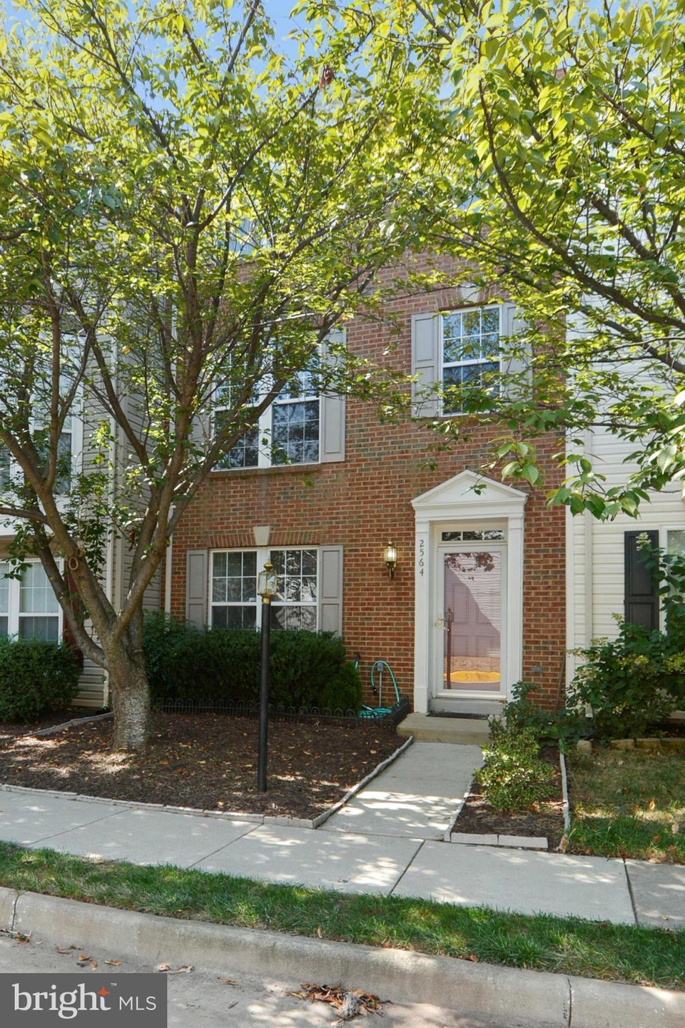 2564 Banshire Dr, Herndon, VA 20171 - photo 1