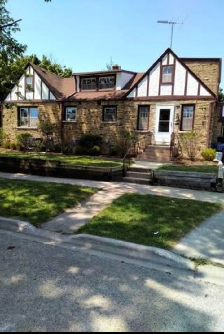 808 Muirfield Ave, Waukegan, IL 60085 - photo 1