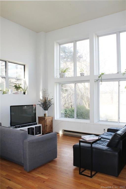 287 Saint John St unit 3, New Haven, CT 06511 - photo 1