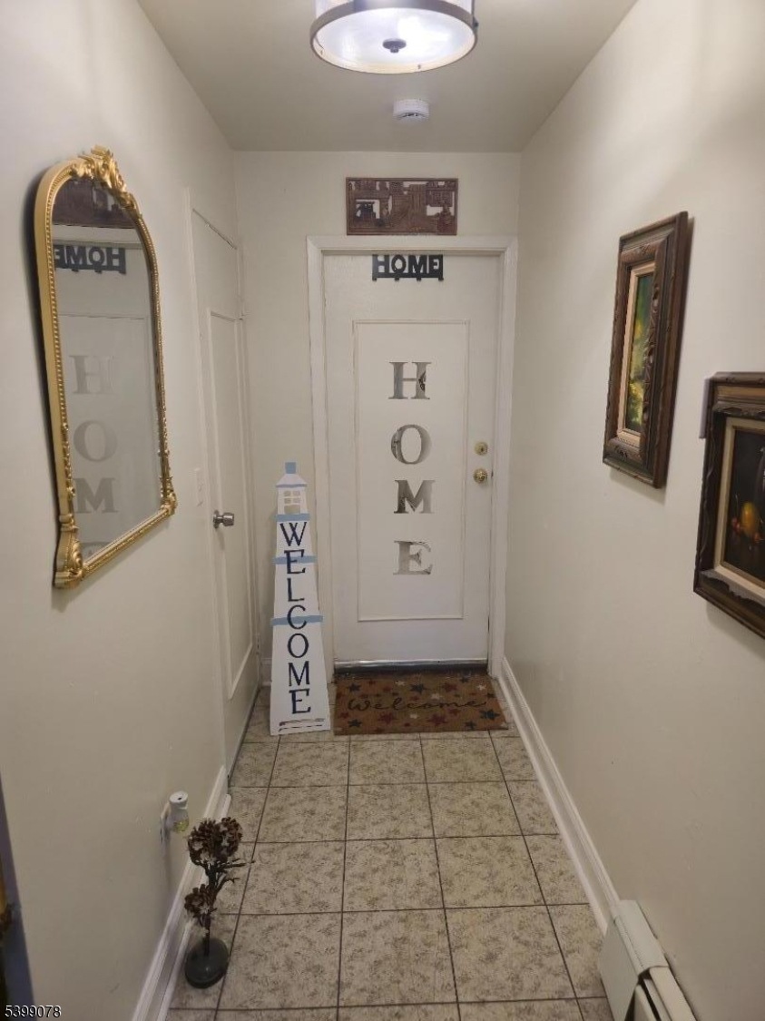22 Sunset Ave unit 2, Bayonne, NJ 07002 - photo 1