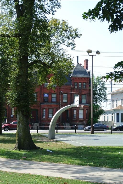 534 E Washington Ave unit 1, Bridgeport, CT 06608 - photo 1